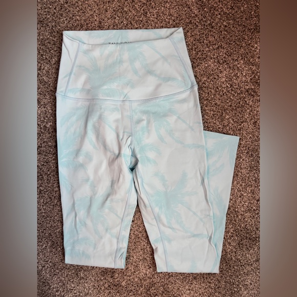 Women's Light Blue leggings and crop athletic Set - Picture 3 of 7